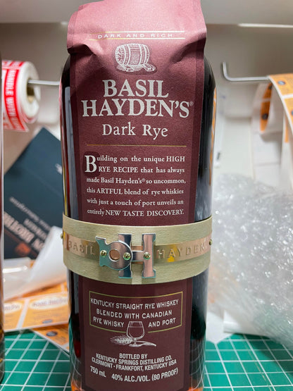 Basil Hayden's Dark Rye Whiskey - Bourbon Brothers Australia